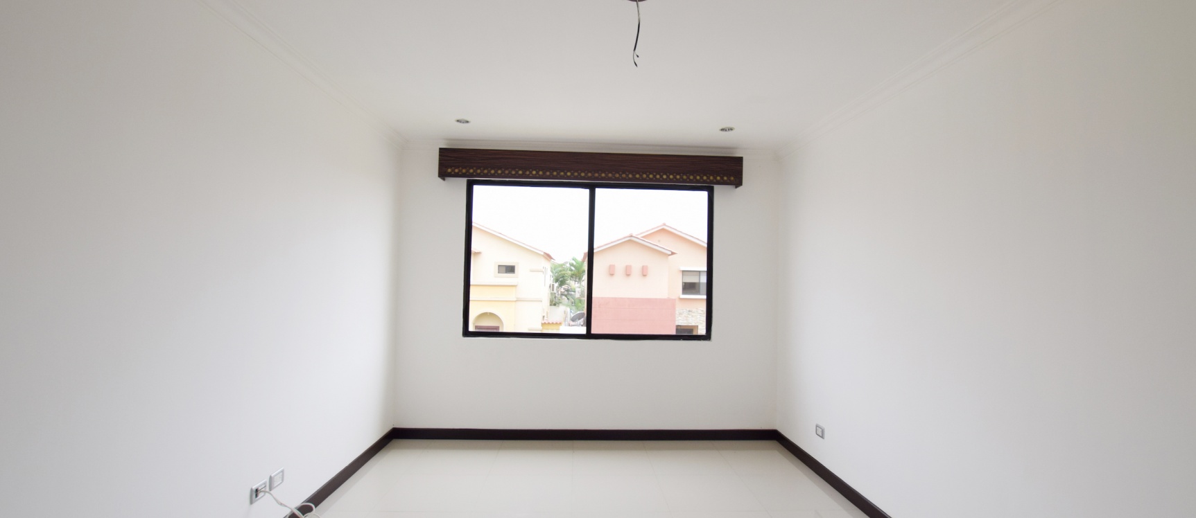 Casa en venta ubicada en Ciudad Celeste, Vía Samborondón GeoBienes - Casa en venta ubicada en Ciudad Celeste, Vía Samborondón - Plusvalia Guayaquil Casas de venta y alquiler Inmobiliaria Ecuador