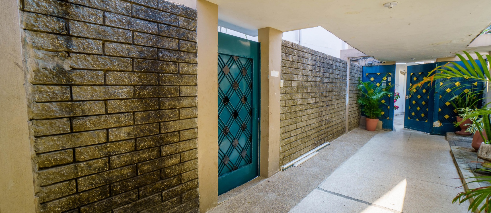 Casa en venta ubicada en conjunto cerrado en Urdesa, Norte de Guayaquil GeoBienes - Casa en venta ubicada en conjunto cerrado en Urdesa, Norte de Guayaquil - Plusvalia Guayaquil Casas de venta y alquiler Inmobiliaria Ecuador