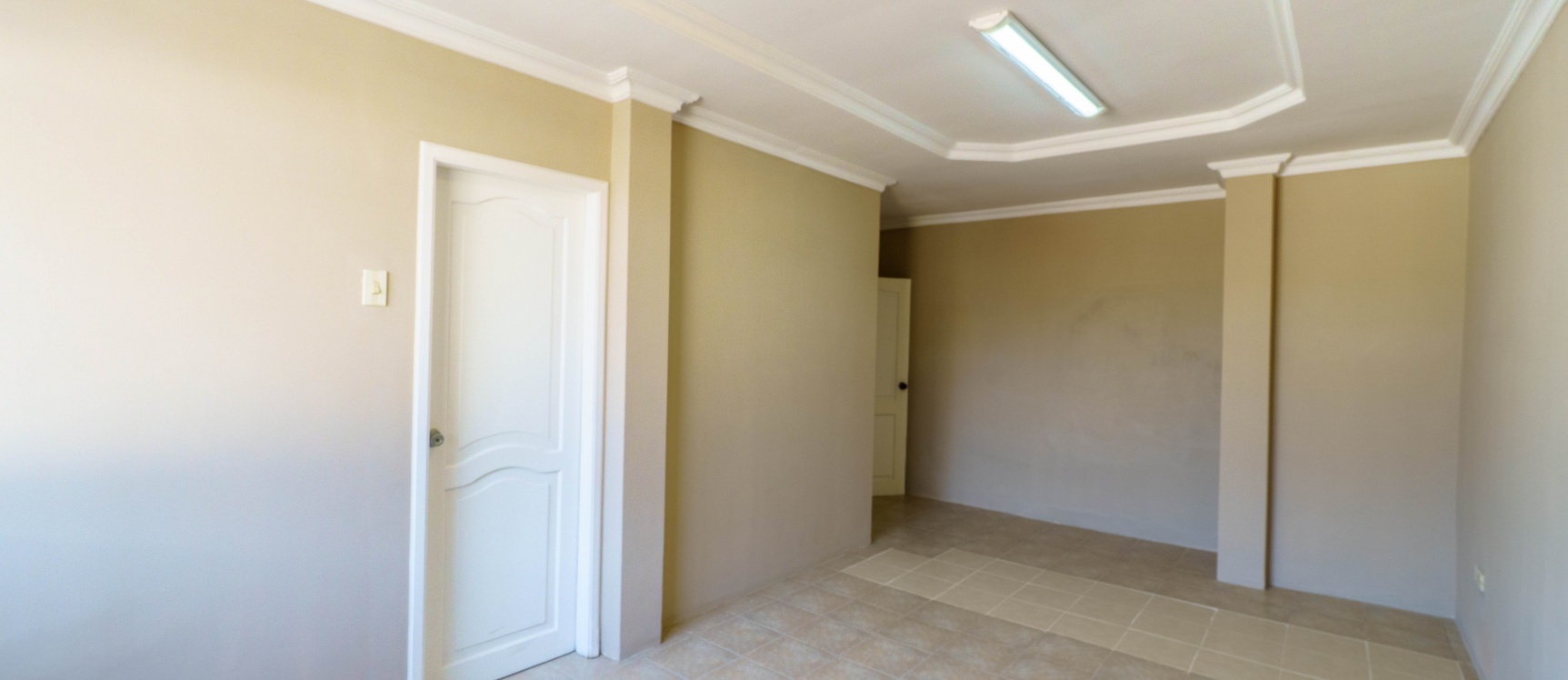 Casa en venta ubicada en conjunto cerrado en Urdesa, Norte de Guayaquil GeoBienes - Casa en venta ubicada en conjunto cerrado en Urdesa, Norte de Guayaquil - Plusvalia Guayaquil Casas de venta y alquiler Inmobiliaria Ecuador