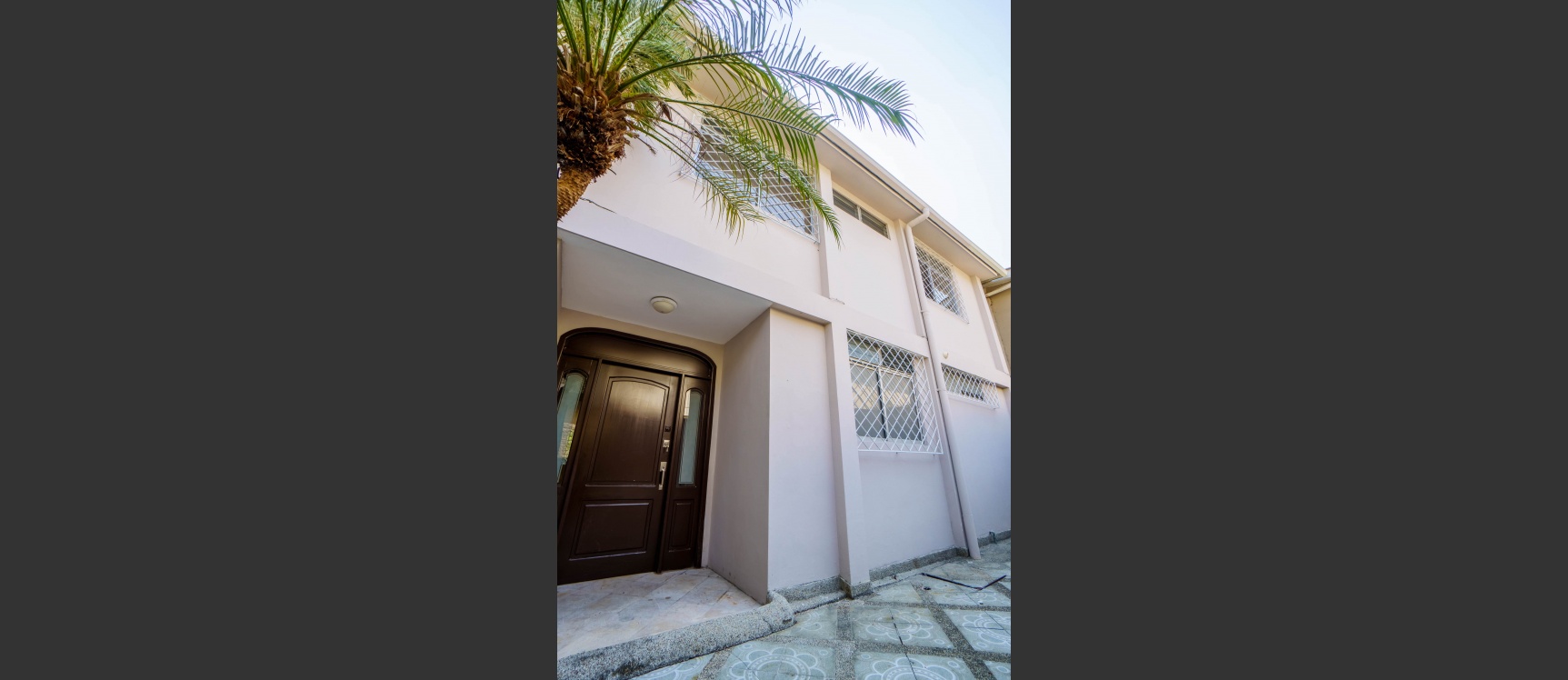 Casa en venta ubicada en conjunto cerrado en Urdesa, Norte de Guayaquil GeoBienes - Casa en venta ubicada en conjunto cerrado en Urdesa, Norte de Guayaquil - Plusvalia Guayaquil Casas de venta y alquiler Inmobiliaria Ecuador