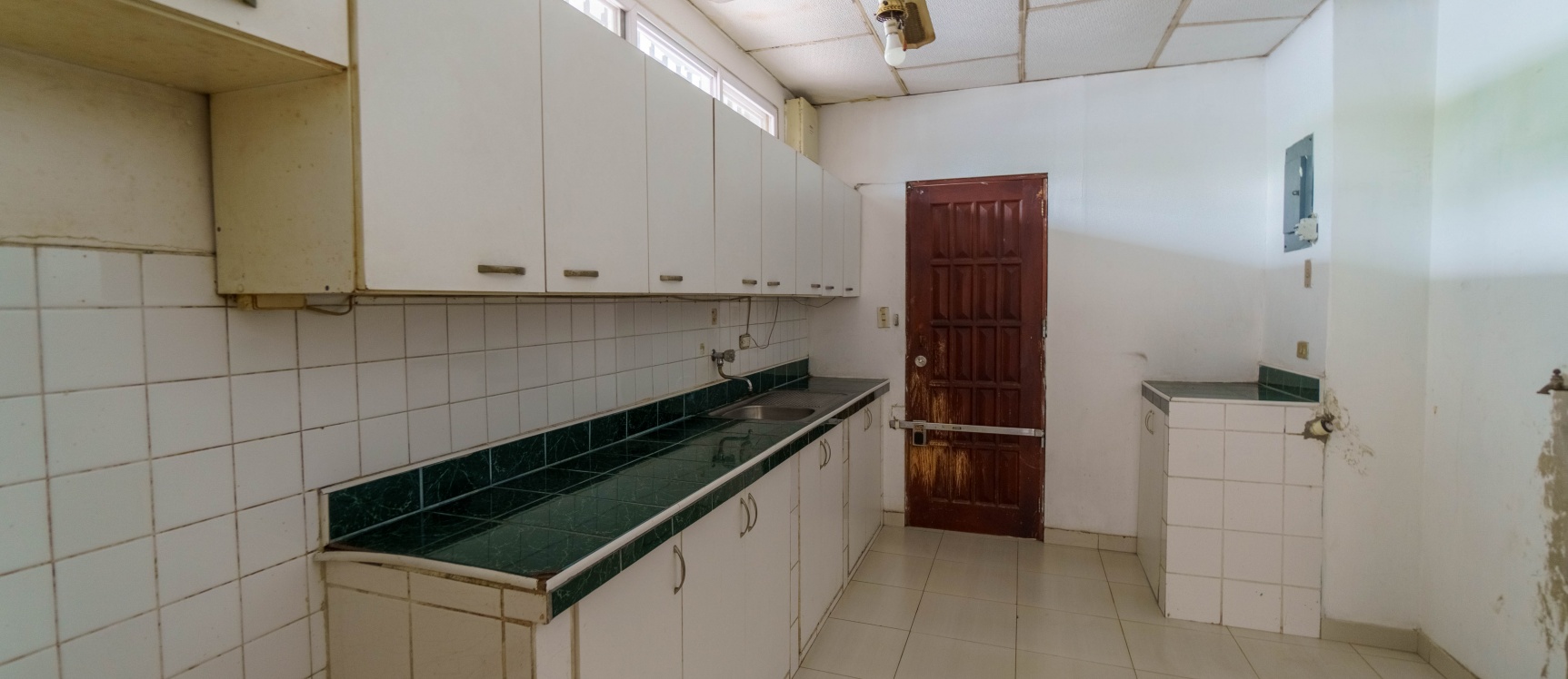 GeoBienes - Casa en venta ubicada en la Alborada, Norte de Guayaquil. - Plusvalia Guayaquil Casas de venta y alquiler Inmobiliaria Ecuador