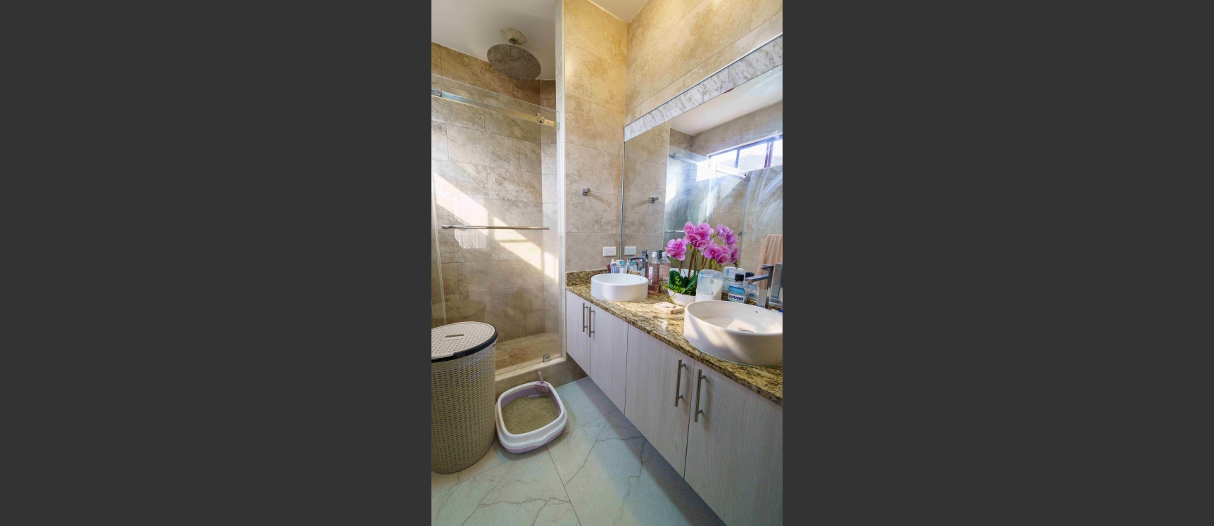 Casa en venta ubicada en la Urbanización Bali, Vista al río GeoBienes - Casa en venta ubicada en la Urbanización Bali, Vista al río - Plusvalia Guayaquil Casas de venta y alquiler Inmobiliaria Ecuador
