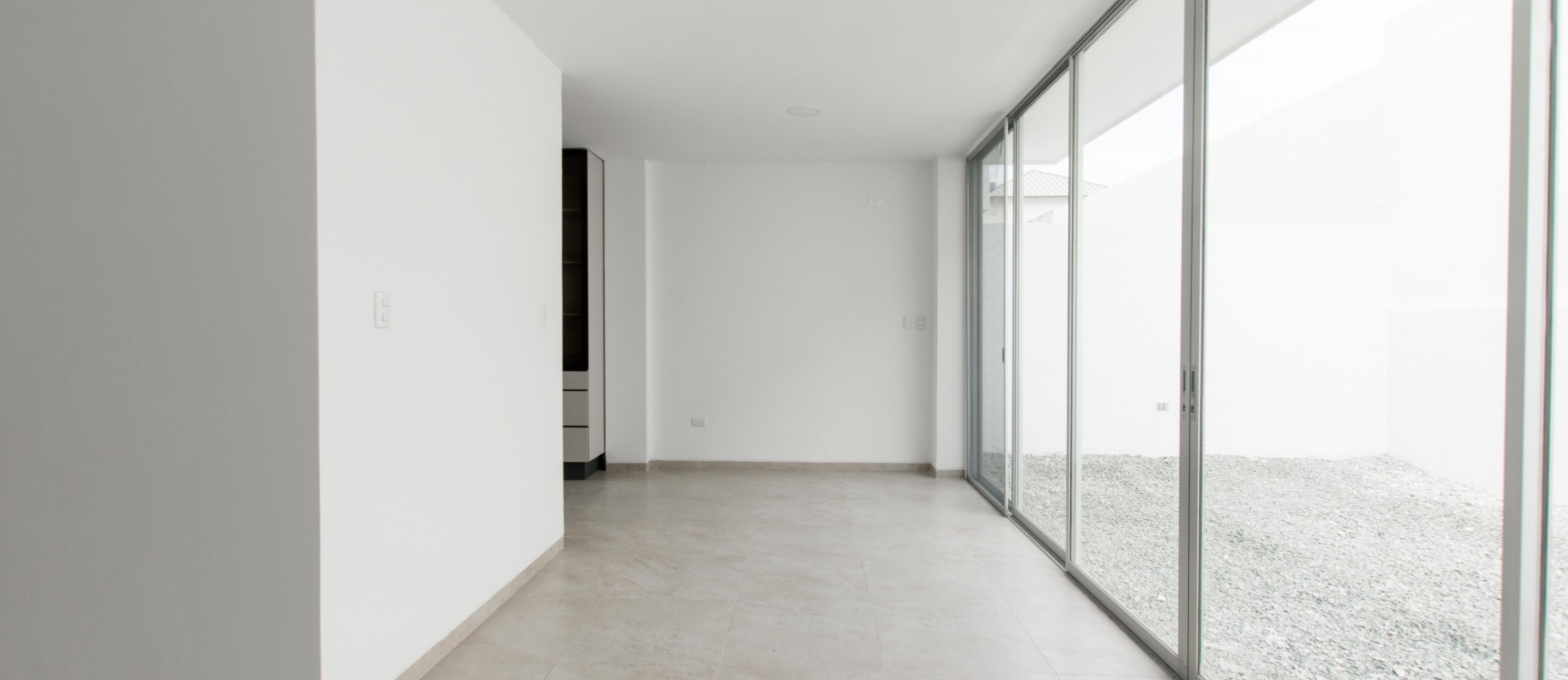 Casa en venta ubicada en la Urbanización Vistana 1000, Etapa Omega GeoBienes - Casa en venta ubicada en la Urbanización Vistana 1000, Etapa Omega - Plusvalia Guayaquil Casas de venta y alquiler Inmobiliaria Ecuador