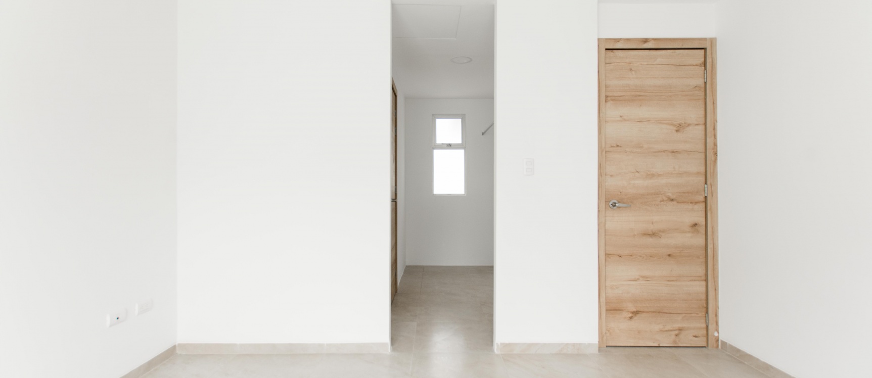 Casa en venta ubicada en la Urbanización Vistana 1000, Etapa Omega GeoBienes - Casa en venta ubicada en la Urbanización Vistana 1000, Etapa Omega - Plusvalia Guayaquil Casas de venta y alquiler Inmobiliaria Ecuador