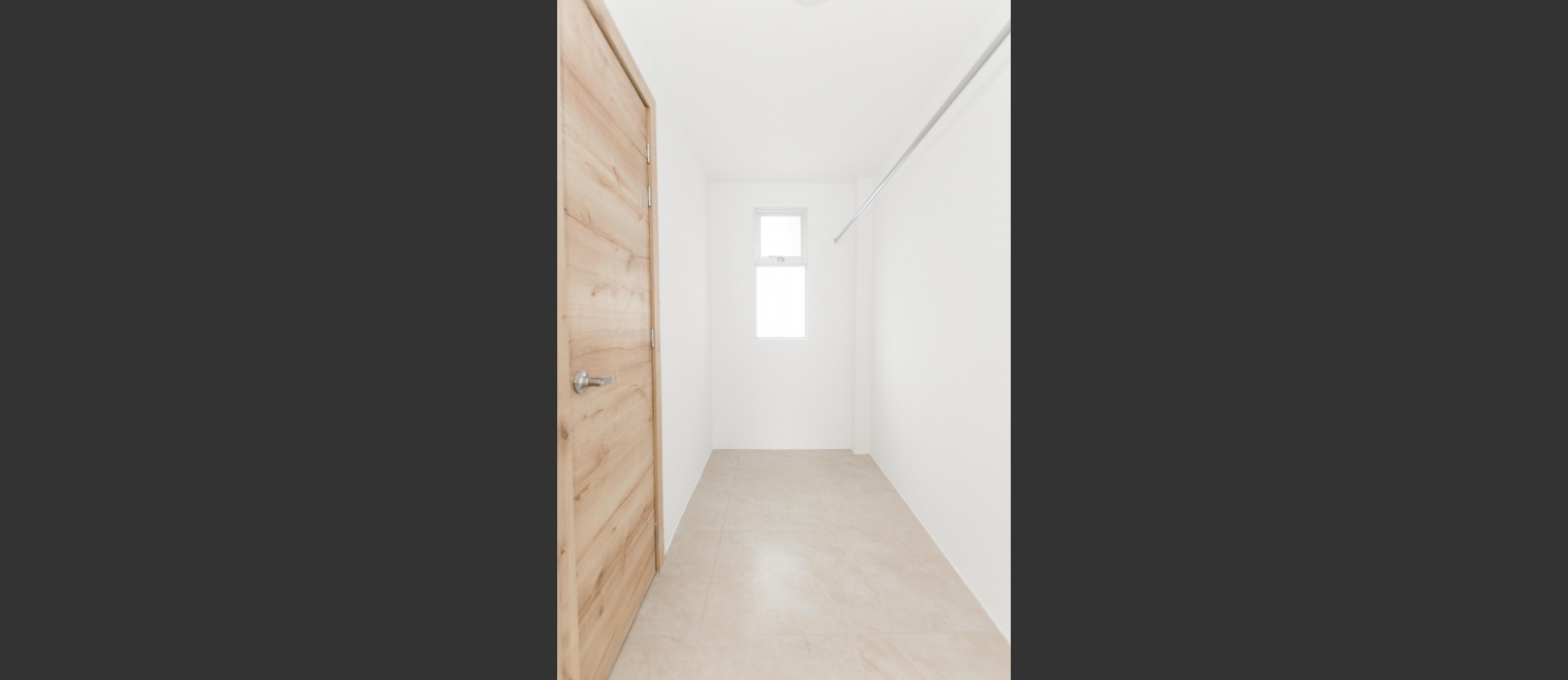 Casa en venta ubicada en la Urbanización Vistana 1000, Etapa Omega GeoBienes - Casa en venta ubicada en la Urbanización Vistana 1000, Etapa Omega - Plusvalia Guayaquil Casas de venta y alquiler Inmobiliaria Ecuador