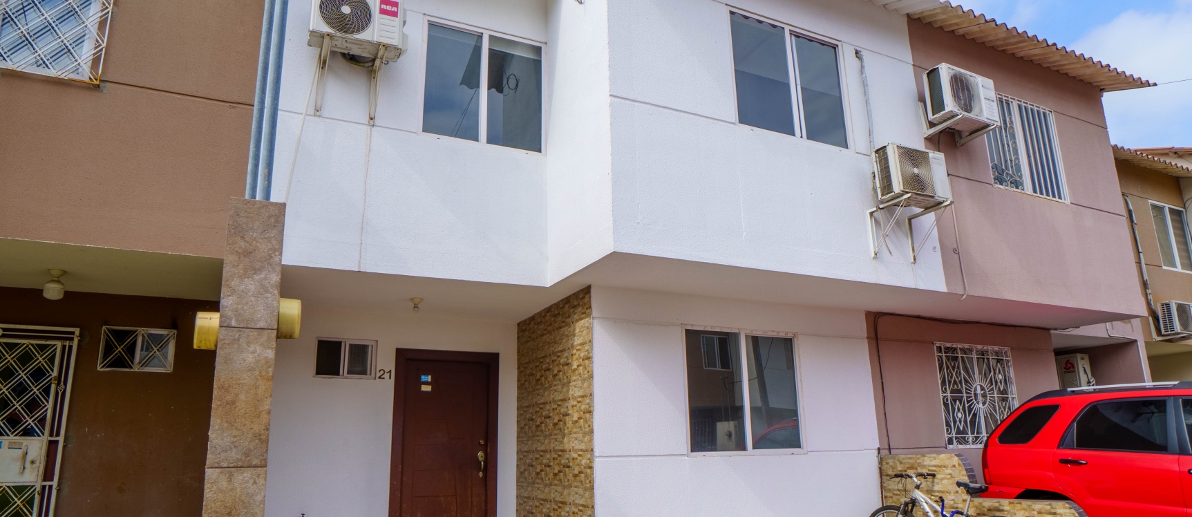 GeoBienes - Casa en alquiler ubicada en Paraiso del Rio, Norte de Guayaquil - Plusvalia Guayaquil Casas de venta y alquiler Inmobiliaria Ecuador