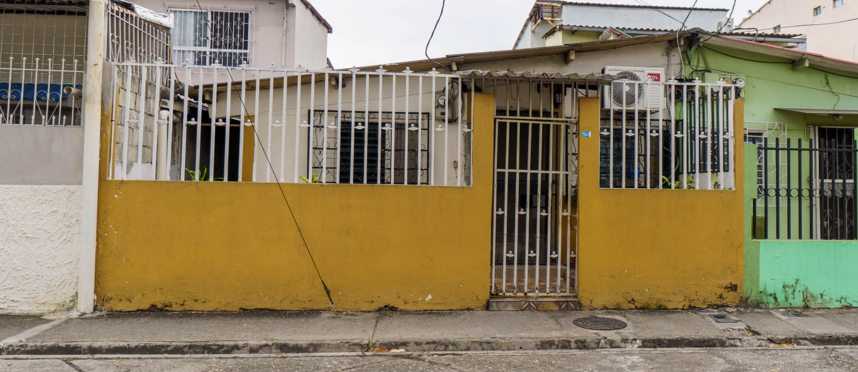 Casa en venta ubicada en Pradera 1, Sur de Guayaquil GeoBienes - Casa en venta ubicada en Pradera 1, Sur de Guayaquil - Plusvalia Guayaquil Casas de venta y alquiler Inmobiliaria Ecuador