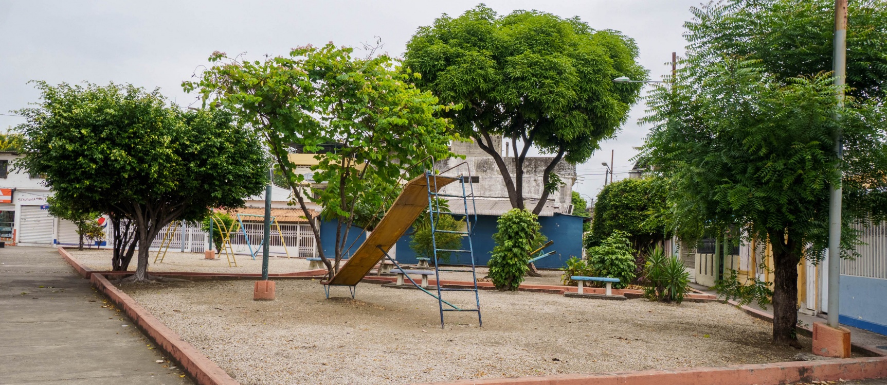 Casa en venta ubicada en Pradera 1, Sur de Guayaquil GeoBienes - Casa en venta ubicada en Pradera 1, Sur de Guayaquil - Plusvalia Guayaquil Casas de venta y alquiler Inmobiliaria Ecuador