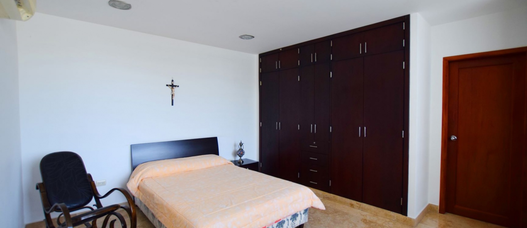 Casa en venta ubicada en Torre del Sol, Vía Samborondón GeoBienes - Casa en venta ubicada en Vía Samborondón - Torres del Sol - Plusvalia Guayaquil Casas de venta y alquiler Inmobiliaria Ecuador