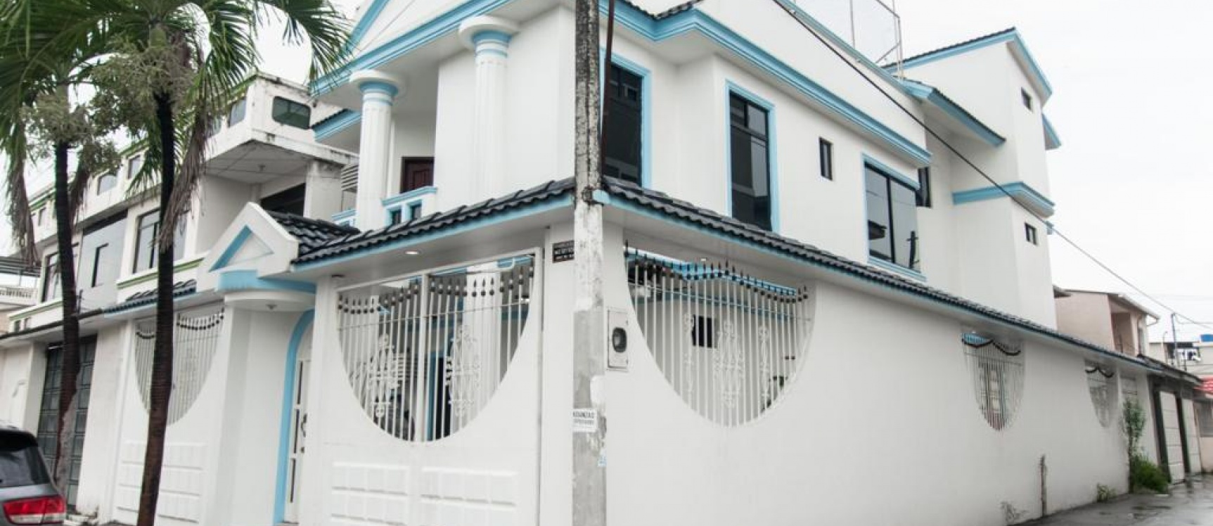 Casa en venta ubicada en Urbanización Acuarela del Rio GeoBienes - Casa en venta ubicada en urbanización Acuarela del Rio - Plusvalia Guayaquil Casas de venta y alquiler Inmobiliaria Ecuador