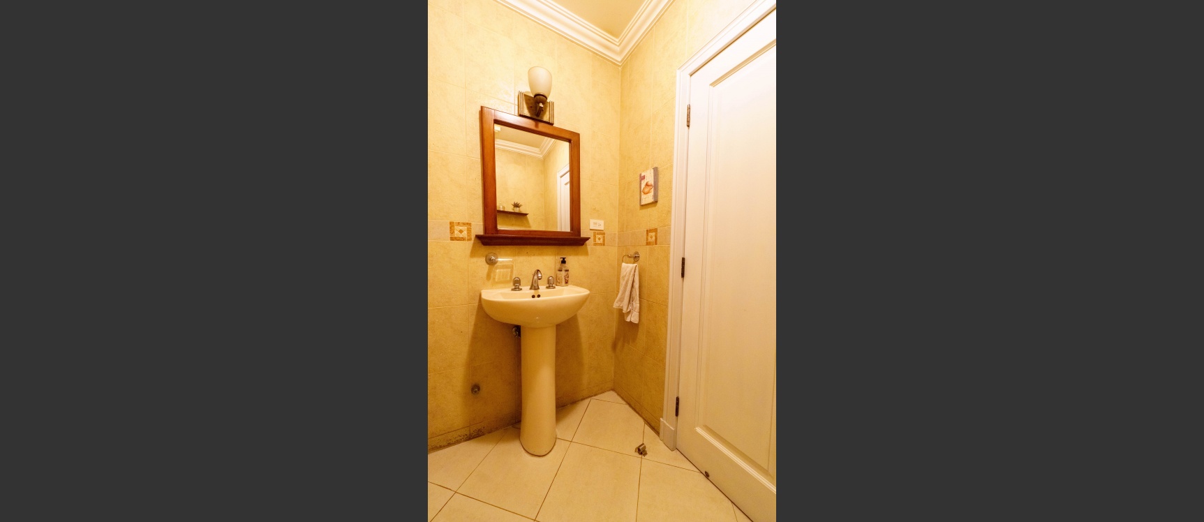 Casa en venta ubicada en Urbanización Entre Lagos, Samborondón GeoBienes - Casa en venta ubicada en Urbanización Entre Lagos, Samborondón - Plusvalia Guayaquil Casas de venta y alquiler Inmobiliaria Ecuador