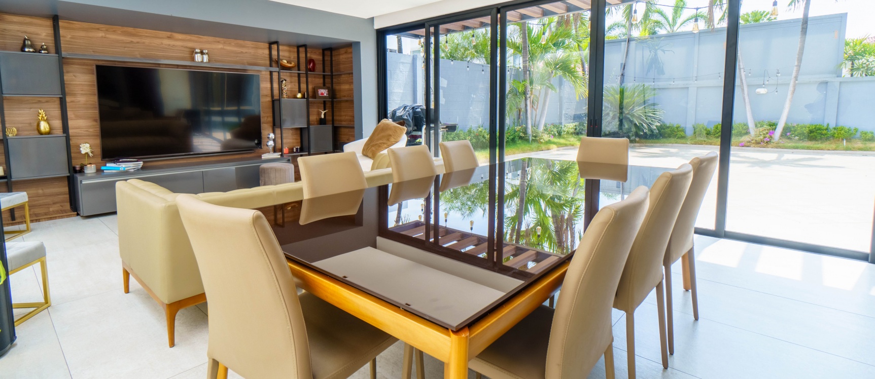 Casa en venta ubicada en Urbanización Entre Lagos, Samborondón GeoBienes - Casa en venta ubicada en Urbanización Entre Lagos, Samborondón - Plusvalia Guayaquil Casas de venta y alquiler Inmobiliaria Ecuador