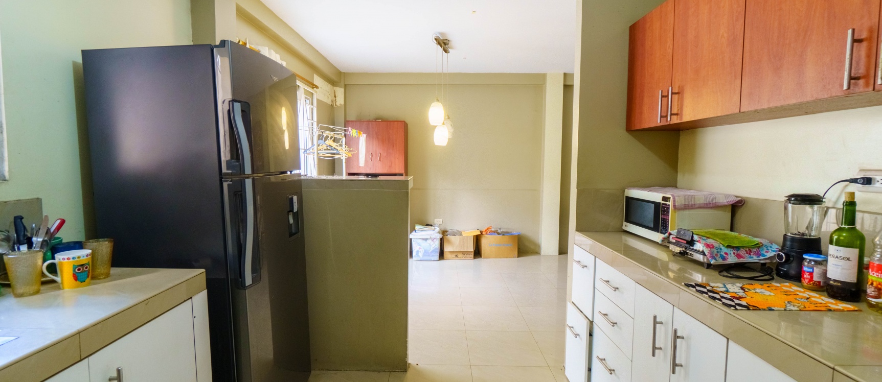 Casa en venta ubicada en urbanización Metrópolis 2 GeoBienes - Casa en venta ubicada en urbanización Metrópolis 2 - Plusvalia Guayaquil Casas de venta y alquiler Inmobiliaria Ecuador