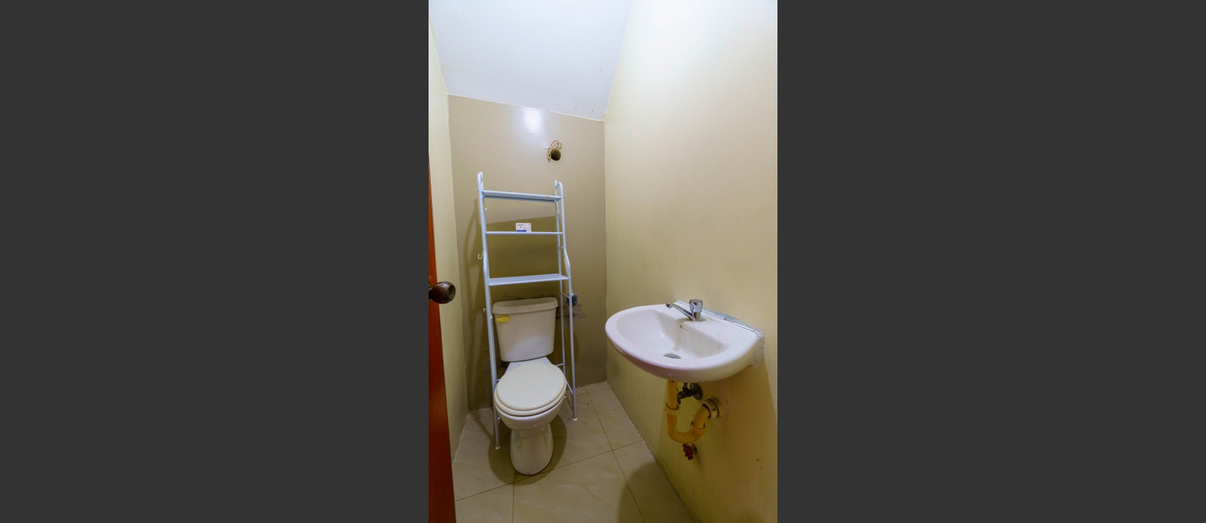Casa en venta ubicada en urbanización Metrópolis 2 GeoBienes - Casa en venta ubicada en urbanización Metrópolis 2 - Plusvalia Guayaquil Casas de venta y alquiler Inmobiliaria Ecuador