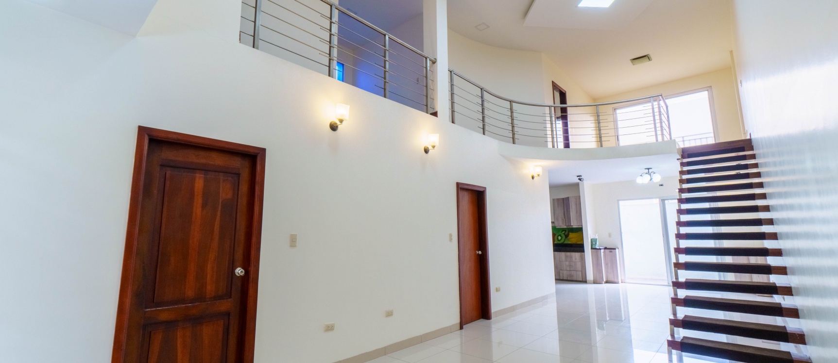 Casa en venta ubicada en Urbanización Villa Club, etapa Natura GeoBienes - Casa en venta ubicada en Urbanización Villa Club, etapa Natura - Plusvalia Guayaquil Casas de venta y alquiler Inmobiliaria Ecuador