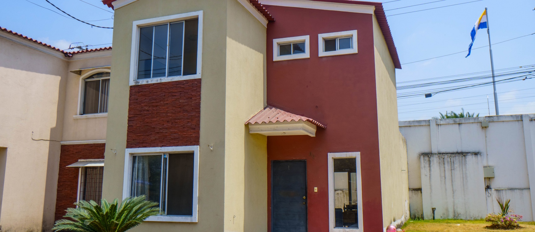 Casa en venta ubicada en Urbanización Villa Italia, La Aurora. Vía Daule GeoBienes - Casa en venta ubicada en Urbanización Villa Italia, La Aurora. Vía Daule - Plusvalia Guayaquil Casas de venta y alquiler Inmobiliaria Ecuador