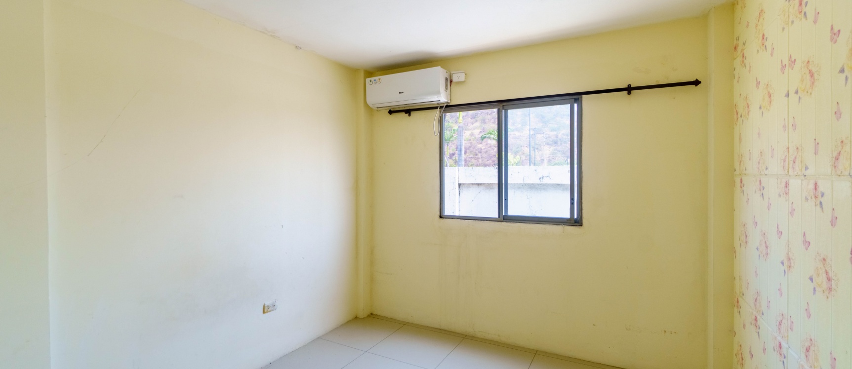 Casa en venta ubicada en Urbanización Villa Italia, La Aurora. Vía Daule GeoBienes - Casa en venta ubicada en Urbanización Villa Italia, La Aurora. Vía Daule - Plusvalia Guayaquil Casas de venta y alquiler Inmobiliaria Ecuador