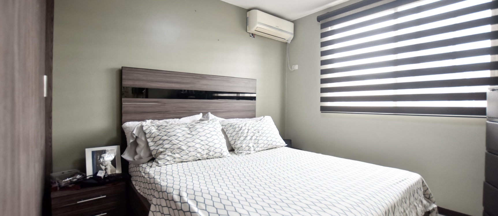 Casa en venta ubicada en Villa Club Doral, Av. Leon Febres Cordero GeoBienes - Casa en venta ubicada en Villa Club Doral, Av. Leon Febres Cordero - Plusvalia Guayaquil Casas de venta y alquiler Inmobiliaria Ecuador