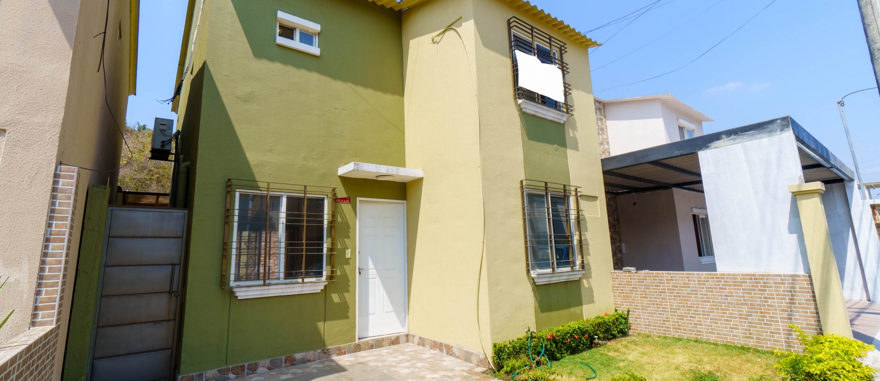 Casa en venta ubicada en Villa del Rey, Etapa Beatriz GeoBienes - Casa en venta ubicada en Villa del Rey, Etapa Beatriz - Plusvalia Guayaquil Casas de venta y alquiler Inmobiliaria Ecuador