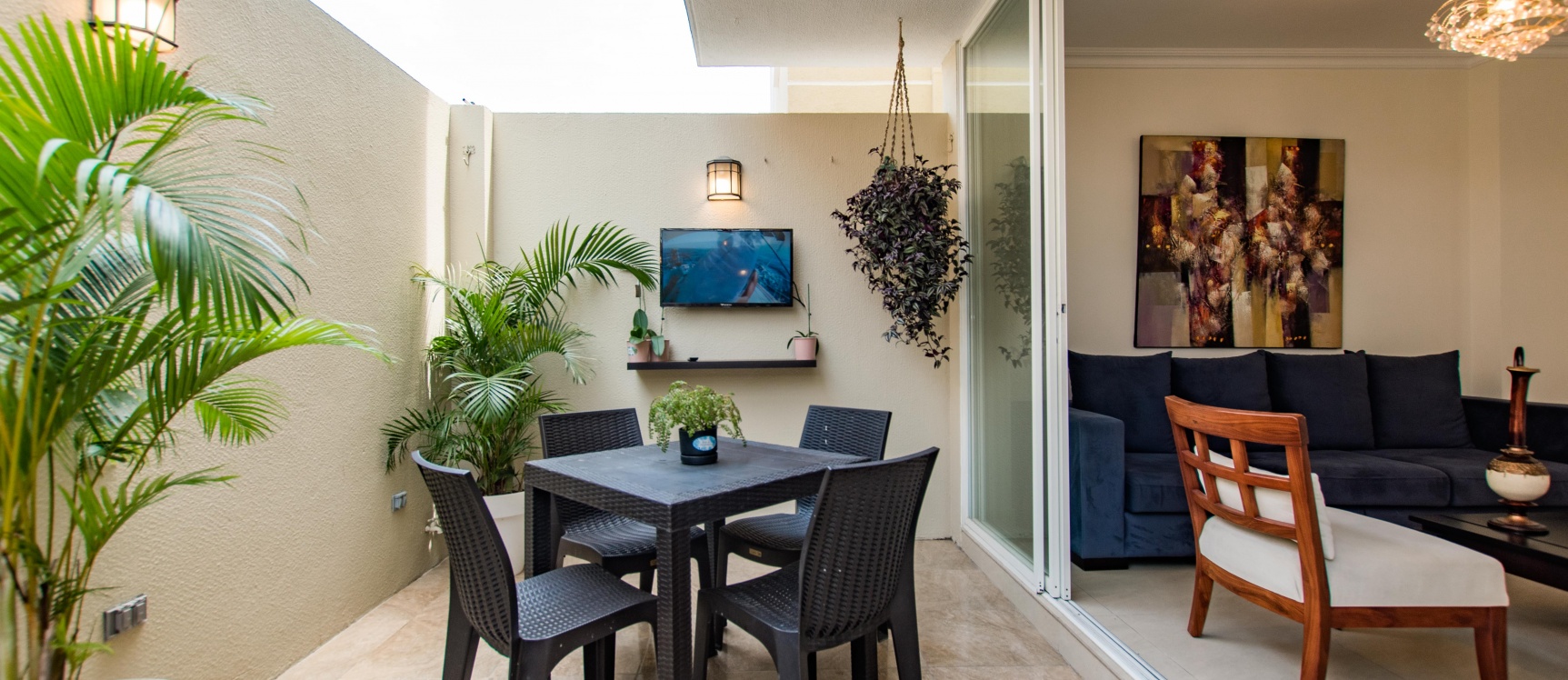 Casa en venta ubicado en Urbanización San Antonio, Samborondón GeoBienes - Casa en venta ubicado en Urbanización San Antonio, Samborondón - Plusvalia Guayaquil Casas de venta y alquiler Inmobiliaria Ecuador