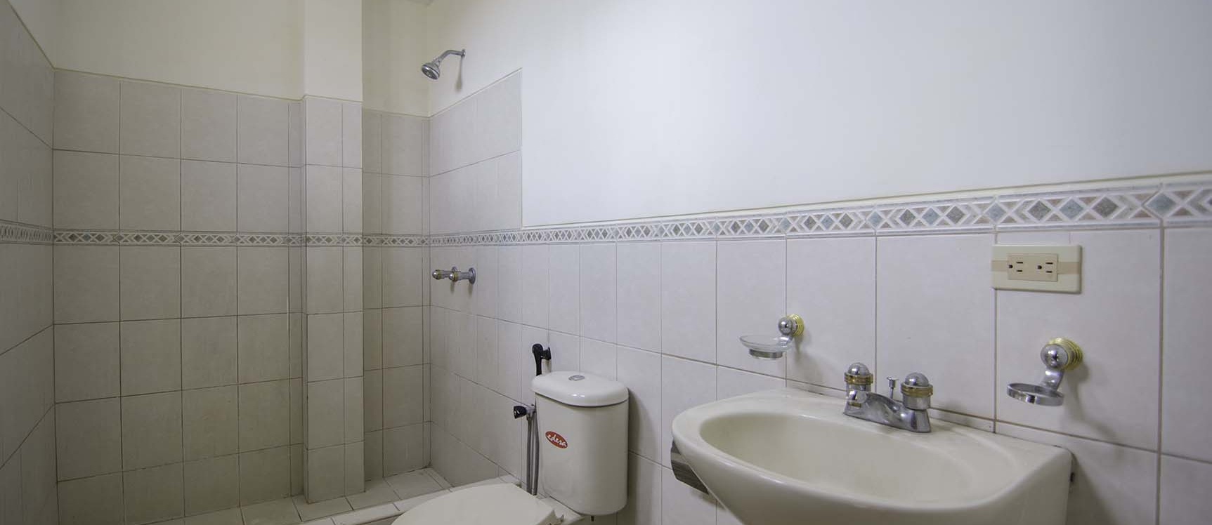 Casa en venta Urb. Ciudad Celeste, Vía Samborondón GeoBienes - Casa en venta Urb. Ciudad Celeste, Vía Samborondón - Plusvalia Guayaquil Casas de venta y alquiler Inmobiliaria Ecuador