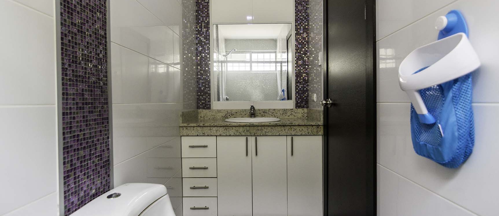Casa en venta Urb. Las Riberas, Vía Samborondón GeoBienes - Casa en venta Urb. Las Riberas, Vía Samborondón - Plusvalia Guayaquil Casas de venta y alquiler Inmobiliaria Ecuador