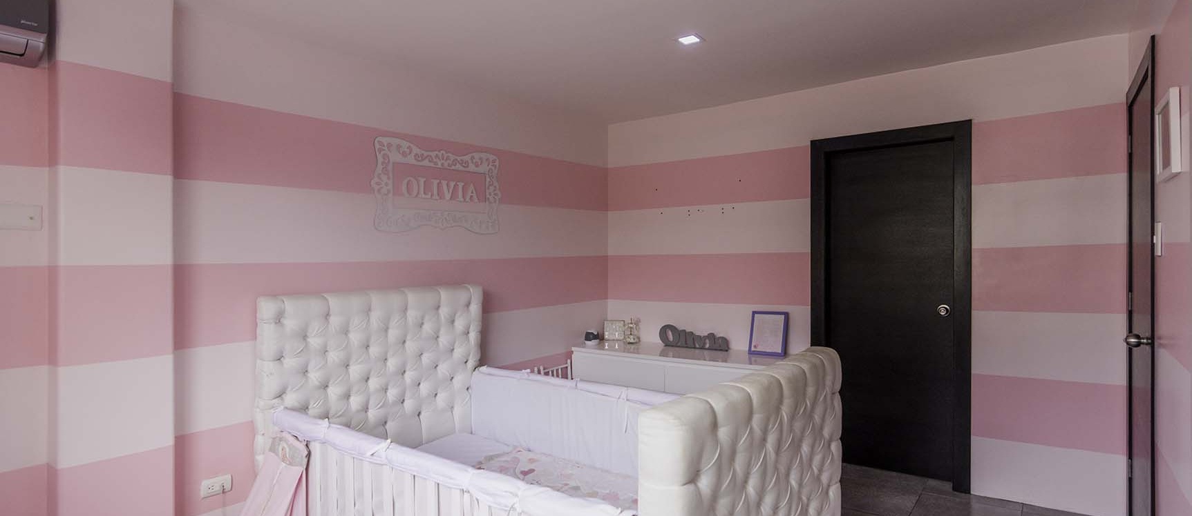 Casa en venta Urb. Las Riberas, Vía Samborondón GeoBienes - Casa en venta Urb. Las Riberas, Vía Samborondón - Plusvalia Guayaquil Casas de venta y alquiler Inmobiliaria Ecuador