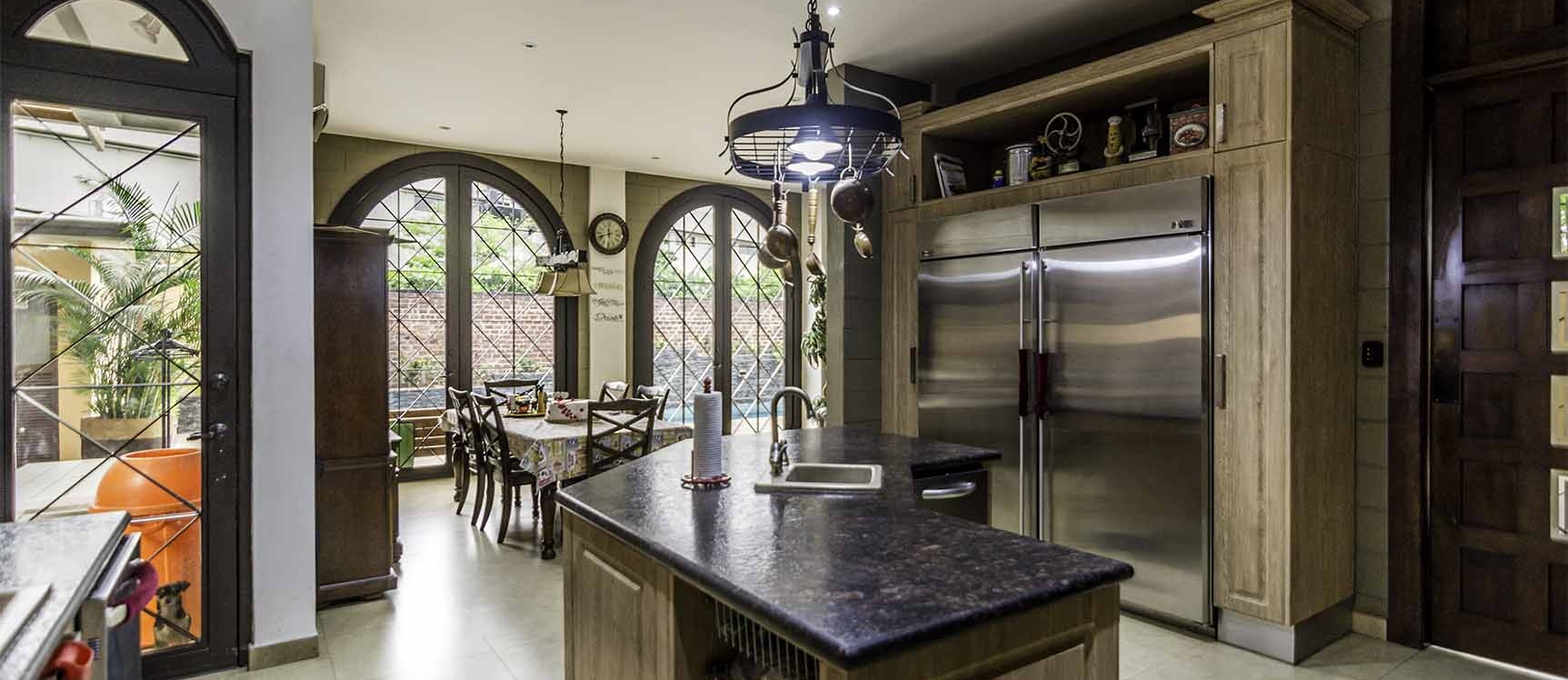 Casa en venta Urb. Portifino, Vía a la Costa GeoBienes - Casa en venta en la Urbanización Portofino, Vía a la Costa - Plusvalia Guayaquil Casas de venta y alquiler Inmobiliaria Ecuador