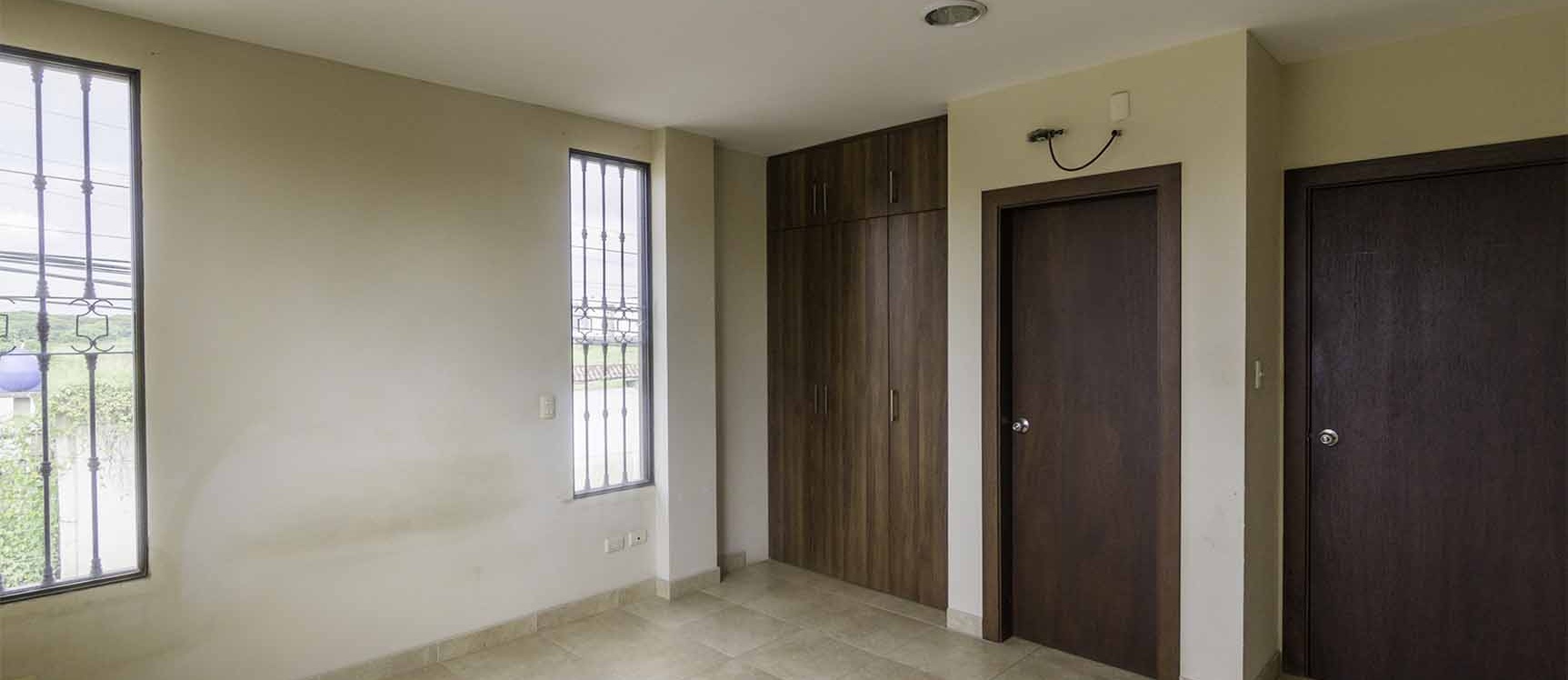 GeoBienes - Casa en venta Urb. Tornero, Vía Samborondón.  - Plusvalia Guayaquil Casas de venta y alquiler Inmobiliaria Ecuador