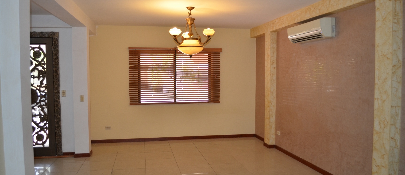Casa en venta urbanización Ciudad Celeste etapa Estela GeoBienes - Casa en Alquiler urbanización Ciudad Celeste etapa Estela - Plusvalia Guayaquil Casas de venta y alquiler Inmobiliaria Ecuador
