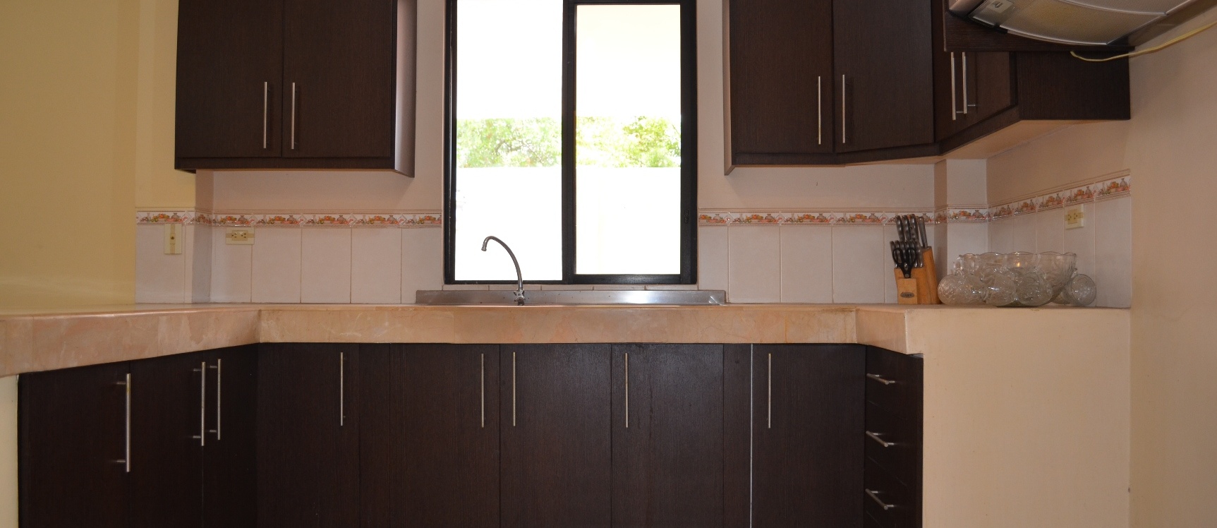 Casa en venta urbanización Ciudad Celeste etapa Estela GeoBienes - Casa en Alquiler urbanización Ciudad Celeste etapa Estela - Plusvalia Guayaquil Casas de venta y alquiler Inmobiliaria Ecuador