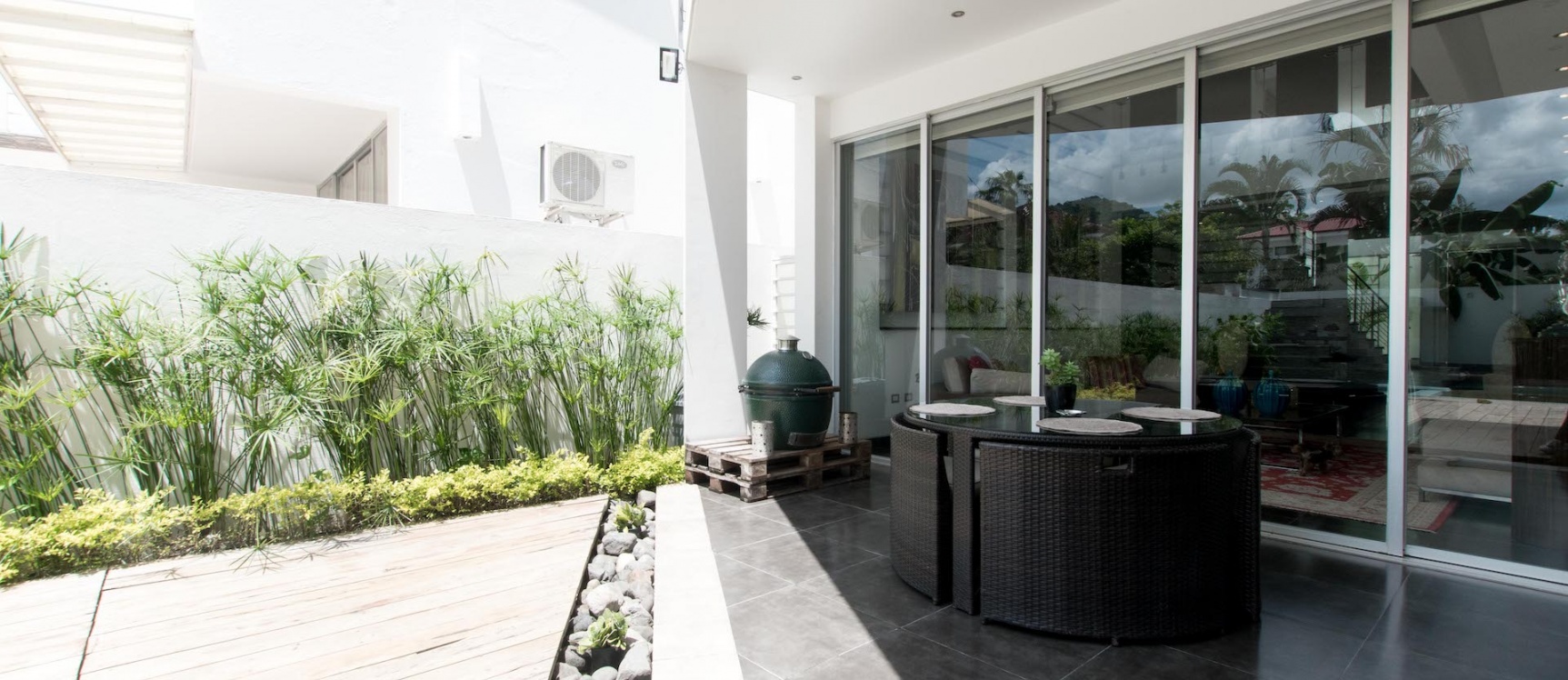 Casa en venta urbanizacion Laguna Club, vía a la Costa GeoBienes - Casa en venta urbanizacion Laguna Club, vía a la Costa - Plusvalia Guayaquil Casas de venta y alquiler Inmobiliaria Ecuador
