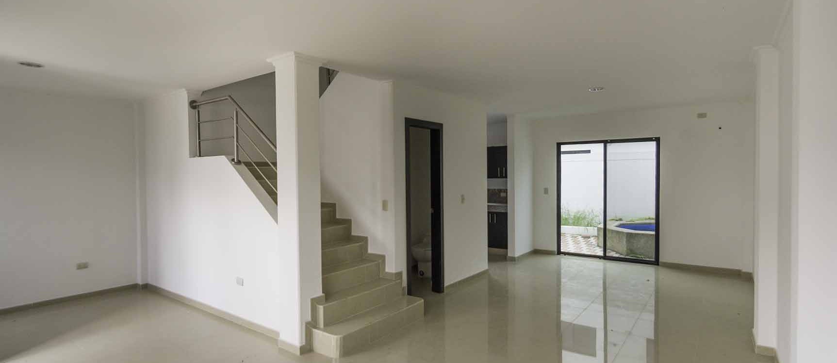 GeoBienes - Casa en Venta Urbanización Napoli - Vía Samborondón - Plusvalia Guayaquil Casas de venta y alquiler Inmobiliaria Ecuador