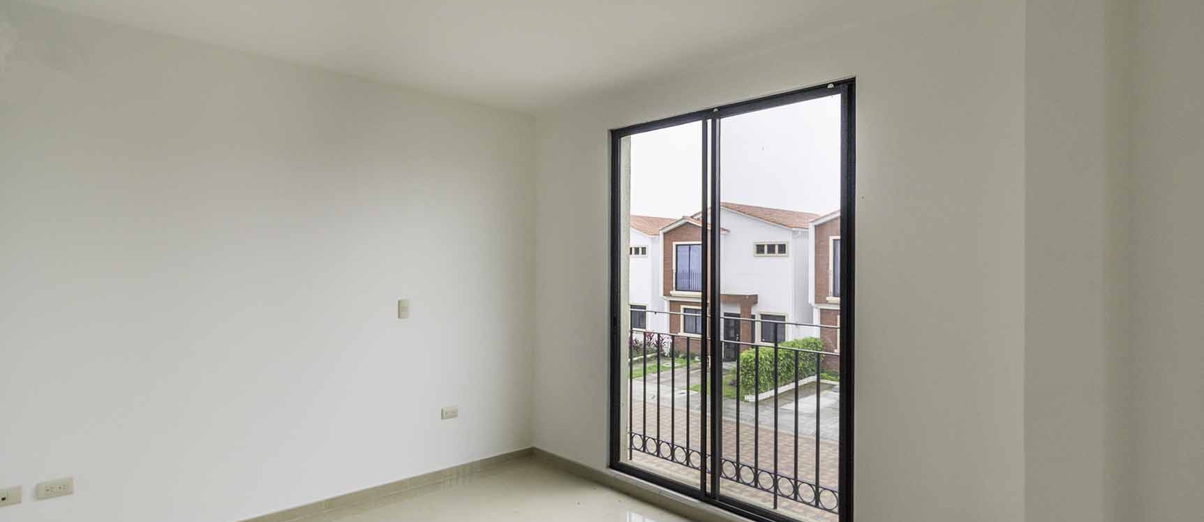 Casa en Venta Urbanización Napoli - Vía Samborondón GeoBienes - Casa en Venta Urbanización Napoli - Vía Samborondón - Plusvalia Guayaquil Casas de venta y alquiler Inmobiliaria Ecuador