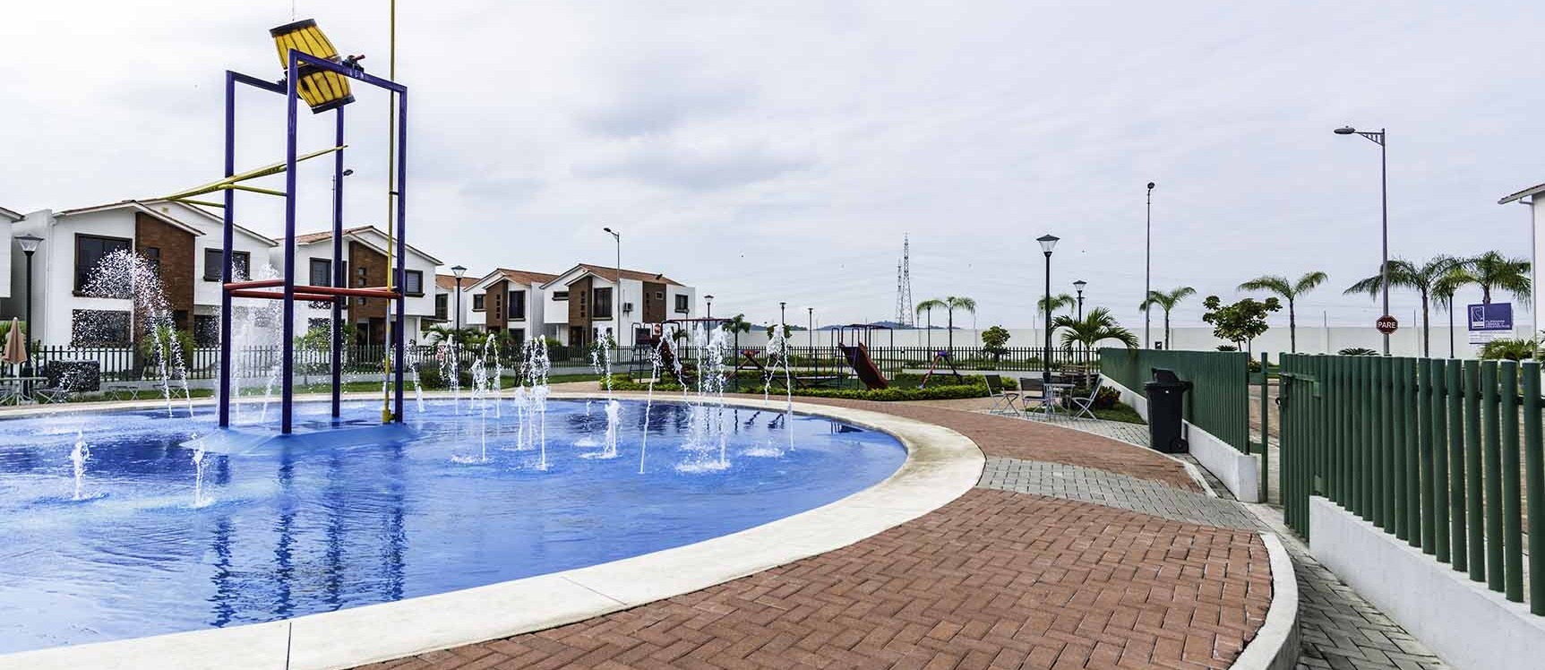 Casa en Venta Urbanización Napoli - Vía Samborondón GeoBienes - Casa en Venta Urbanización Napoli - Vía Samborondón - Plusvalia Guayaquil Casas de venta y alquiler Inmobiliaria Ecuador