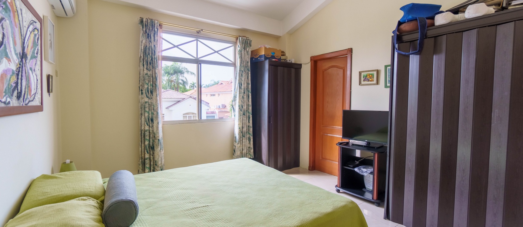 Casa en venta urbanización Rio Lindo, Samborondón GeoBienes - Casa en venta urbanización Rio Lindo, Samborondón - Plusvalia Guayaquil Casas de venta y alquiler Inmobiliaria Ecuador