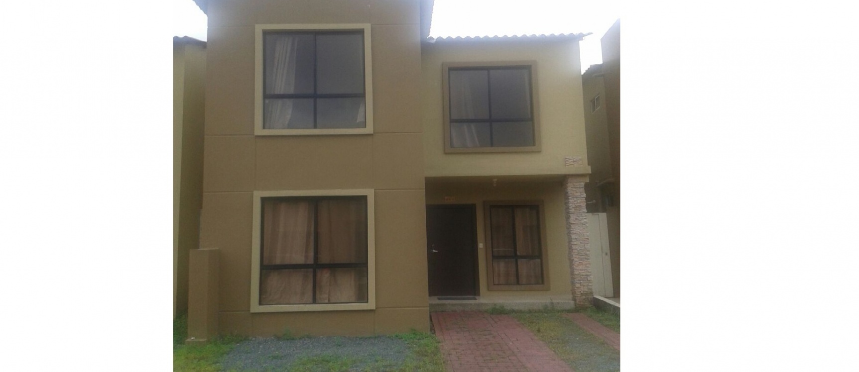 Casa en Venta Urbanización Villa Club Etapa Aura GeoBienes - Casa en Venta Urbanización Villa Club Etapa Aura Samborondón - Plusvalia Guayaquil Casas de venta y alquiler Inmobiliaria Ecuador