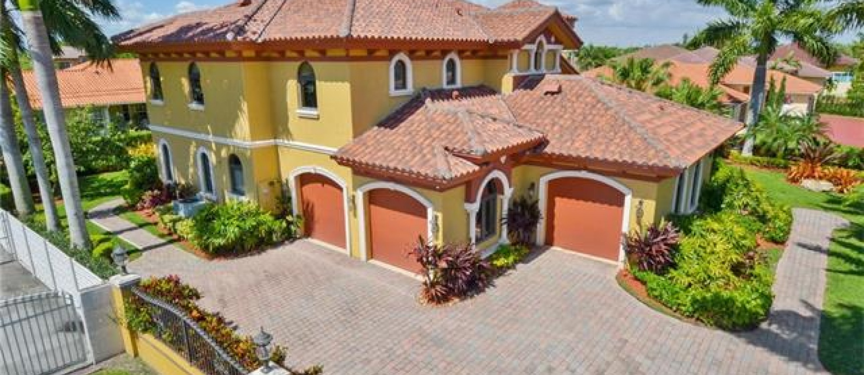 Casa en venta Vanderbilt-DORAL GeoBienes - Casa en venta Vanderbilt-DORAL - Plusvalia Guayaquil Casas de venta y alquiler Inmobiliaria Ecuador