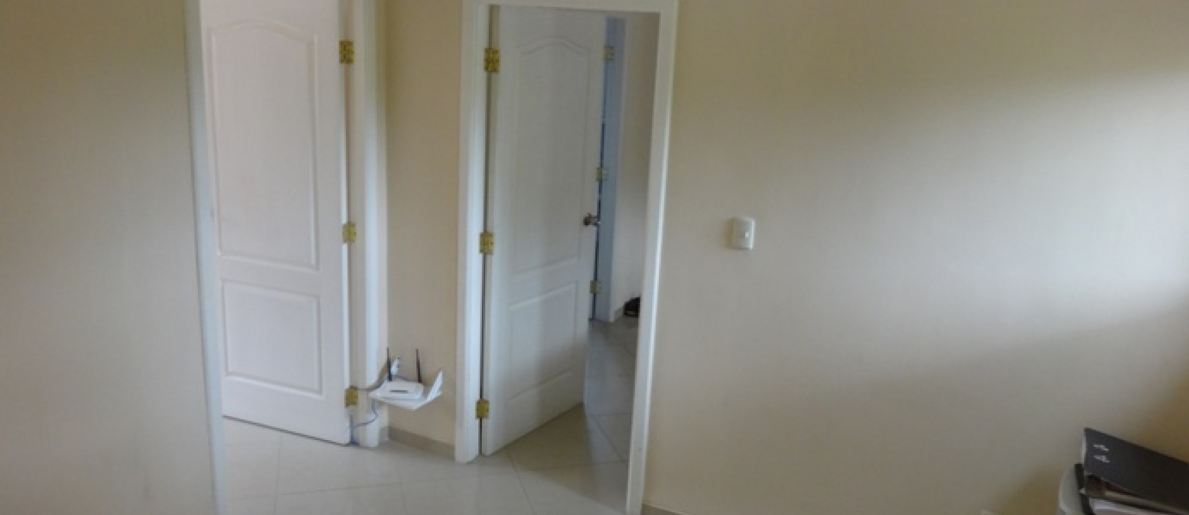 Acogedora Villa Via a la costa, vendo en Portal al sol GeoBienes - Casa en venta Via a la Costa Guayaquil, vendo una casa en Portal al sol - Plusvalia Guayaquil Casas de venta y alquiler Inmobiliaria Ecuador