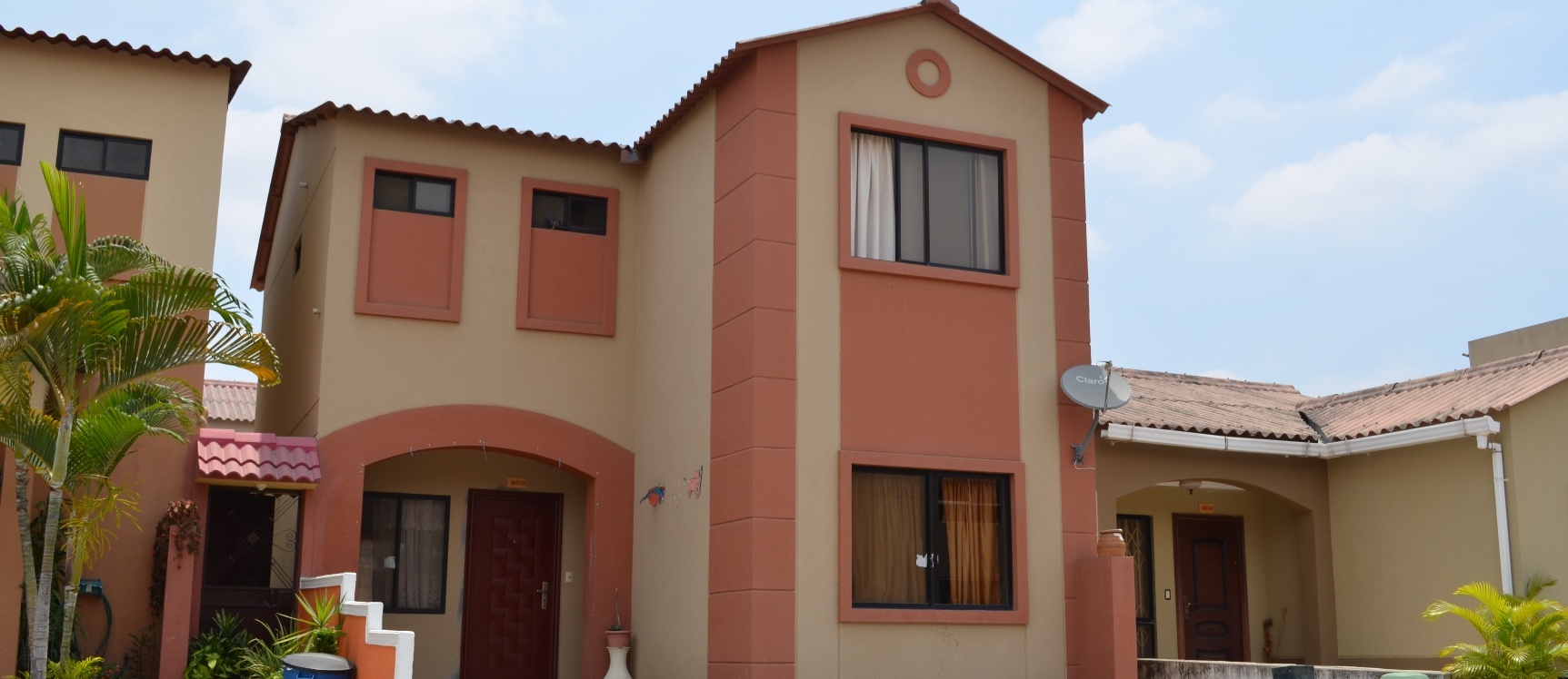 Casa en Venta Villa Club Etapa Galaxia - Via Daule Samborondon GeoBienes - Casa en Venta Villa Club Etapa Galaxia - Via Daule Samborondon - Plusvalia Guayaquil Casas de venta y alquiler Inmobiliaria Ecuador