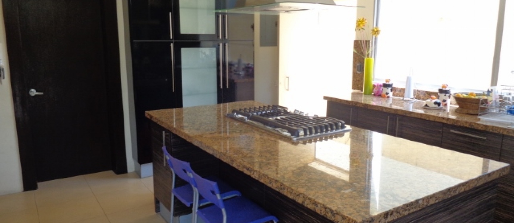 Casa Espectacular en Venta en Laguna del Sol, Samborondon GeoBienes - Casa Espectacular en Venta en Laguna del Sol, Samborondon - Plusvalia Guayaquil Casas de venta y alquiler Inmobiliaria Ecuador