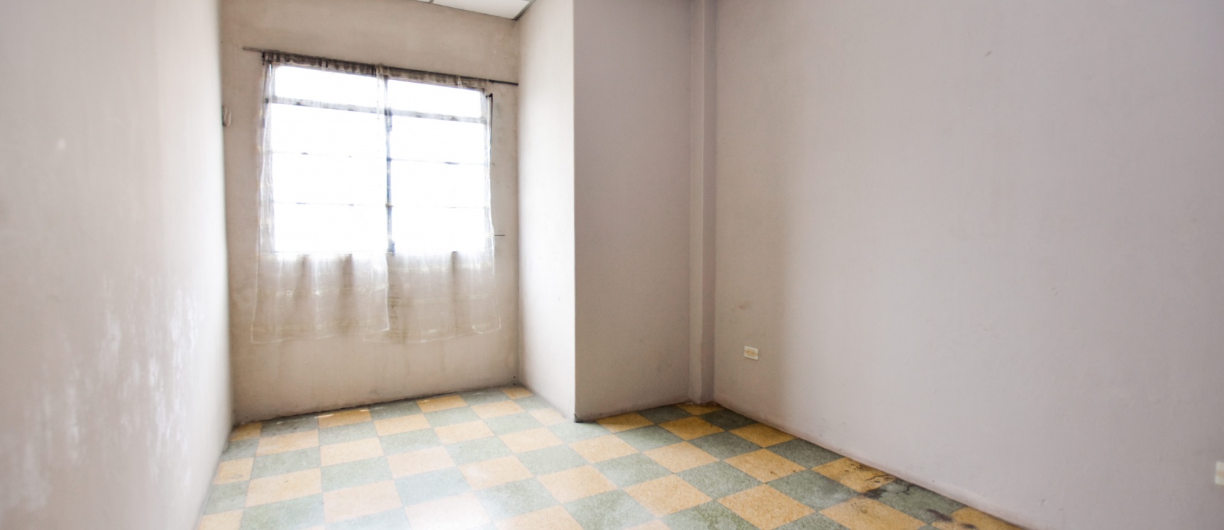GeoBienes - Casa esquinera en venta , Portete y Noguchi. Guayaquil, Ecuador - Plusvalia Guayaquil Casas de venta y alquiler Inmobiliaria Ecuador GeoBienes - Casa esquinera en venta , Portete y Noguchi. Guayaquil, Ecuador - Plusvalia Guayaquil Casas de venta y alquiler Inmobiliaria Ecuador