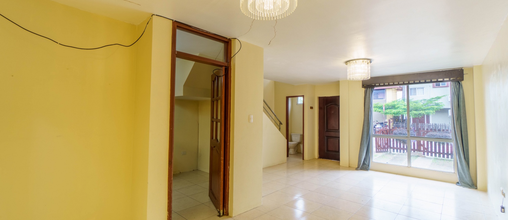 Casa esquinera en venta ubicada en Ciudadela Olimpo, Vía a la Costa GeoBienes - Casa esquinera en venta ubicada en Ciudadela Olimpo, Vía a la Costa - Plusvalia Guayaquil Casas de venta y alquiler Inmobiliaria Ecuador