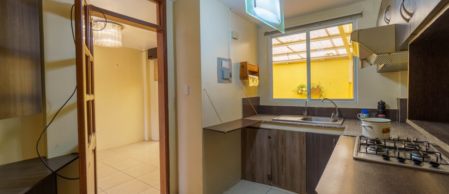 Casa esquinera en venta ubicada en Ciudadela Olimpo, Vía a la Costa GeoBienes - Casa esquinera en venta ubicada en Ciudadela Olimpo, Vía a la Costa - Plusvalia Guayaquil Casas de venta y alquiler Inmobiliaria Ecuador