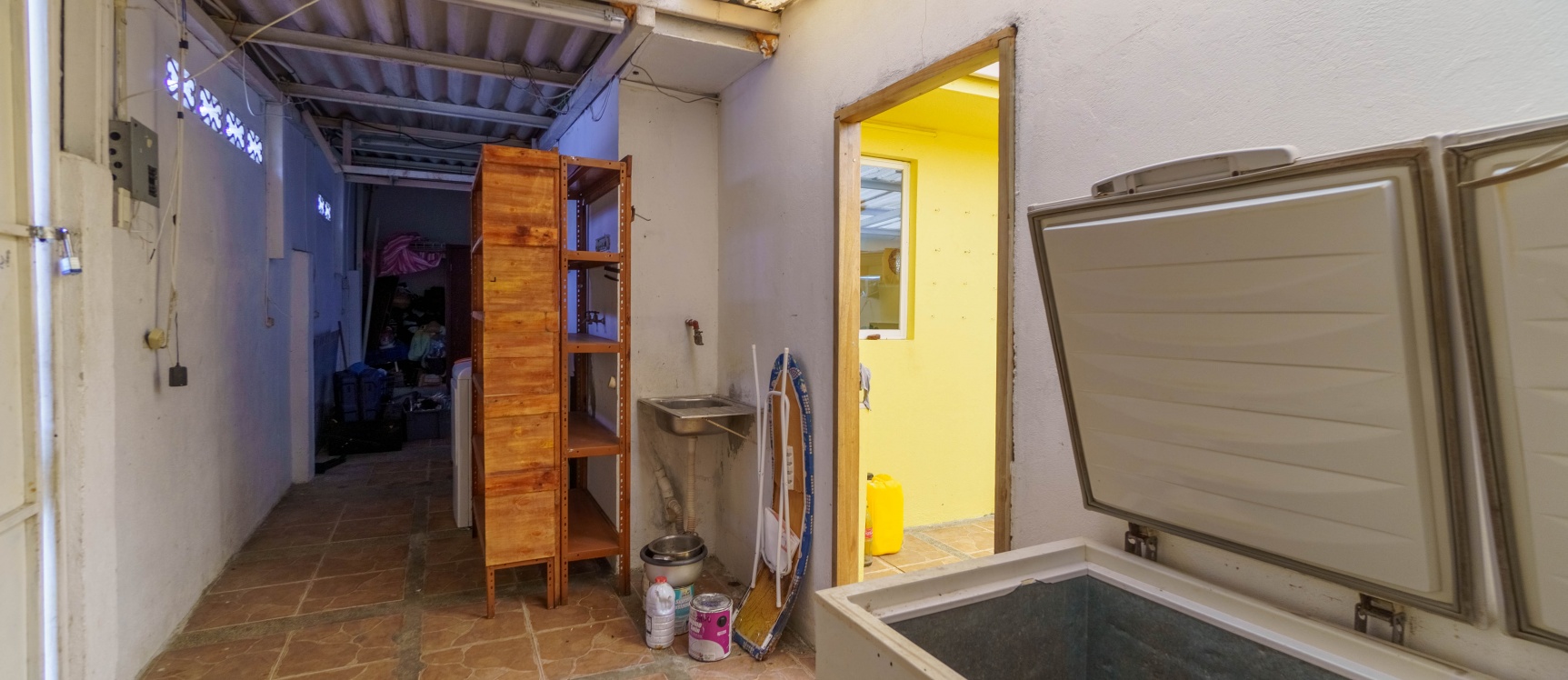 Casa esquinera en venta ubicada en Ciudadela Olimpo, Vía a la Costa GeoBienes - Casa esquinera en venta ubicada en Ciudadela Olimpo, Vía a la Costa - Plusvalia Guayaquil Casas de venta y alquiler Inmobiliaria Ecuador