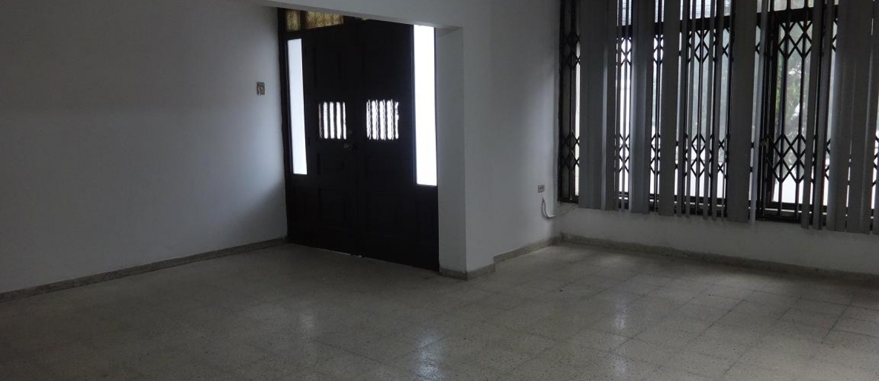 Casa ideal para empresas, Vendo CDLA. ADACE Increíble Ubicacion GeoBienes - Casa ideal para empresas, Vendo CDLA. ADACE Increíble Ubicacion - Plusvalia Guayaquil Casas de venta y alquiler Inmobiliaria Ecuador