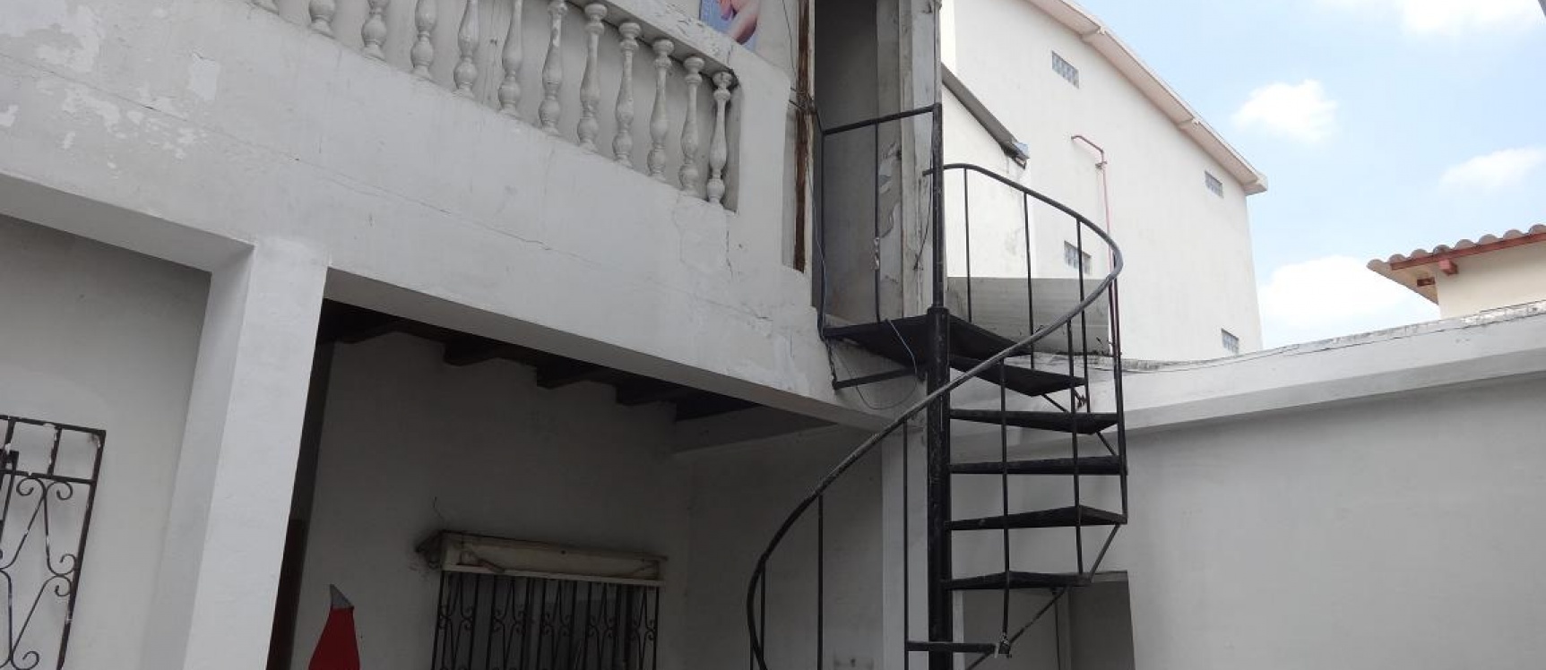 Casa ideal para empresas, Vendo CDLA. ADACE Increíble Ubicacion GeoBienes - Casa ideal para empresas, Vendo CDLA. ADACE Increíble Ubicacion - Plusvalia Guayaquil Casas de venta y alquiler Inmobiliaria Ecuador
