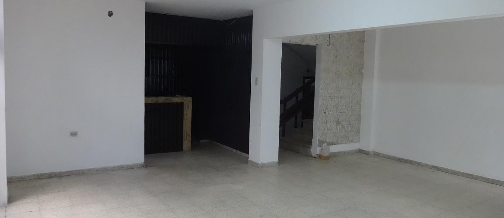 GeoBienes - Casa ideal para empresas, Vendo CDLA. ADACE Increíble Ubicacion - Plusvalia Guayaquil Casas de venta y alquiler Inmobiliaria Ecuador