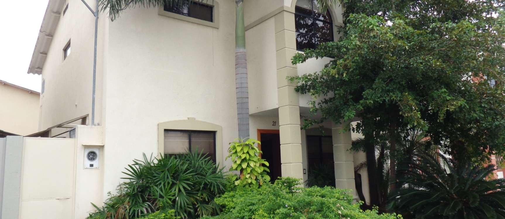 Casa Moderna en Venta Urb. Volare GeoBienes - Casa Moderna en Venta Urb. Volare Samborondón Guayaquil - Plusvalia Guayaquil Casas de venta y alquiler Inmobiliaria Ecuador