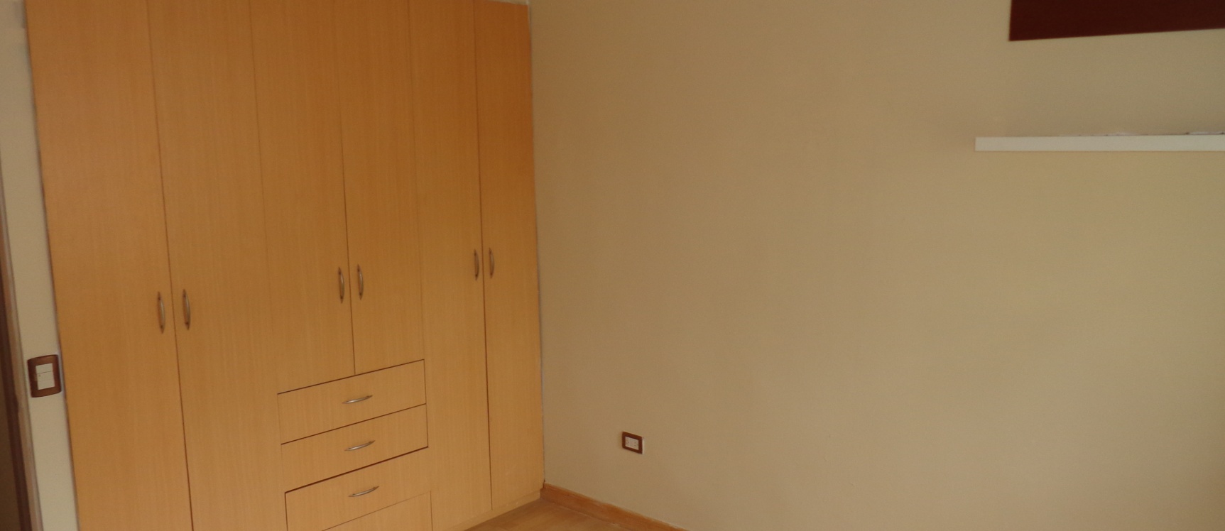 Casa Moderna en Venta Urb. Volare GeoBienes - Casa Moderna en Venta Urb. Volare Samborondón Guayaquil - Plusvalia Guayaquil Casas de venta y alquiler Inmobiliaria Ecuador